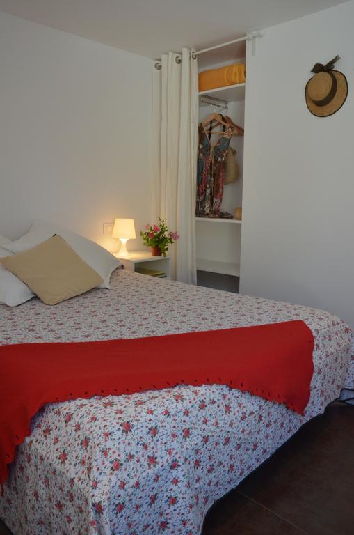 Apartment Rovellada Platja Colera Habitación foto